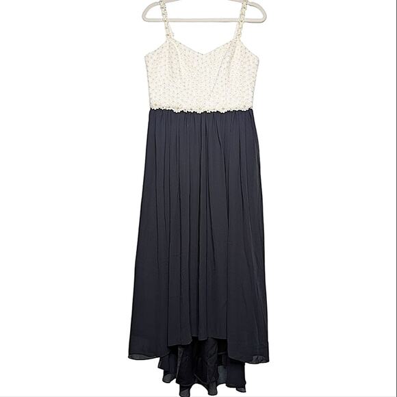 NWT Ted Baker Rosemary Daisy Embroidered Dip Hem Chiffon Pleat Midi Dress Navy 8 - Picture 2 of 13